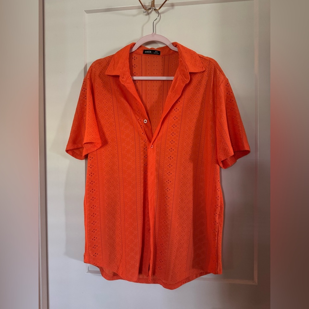 Shein Men's Bowler Shirt
